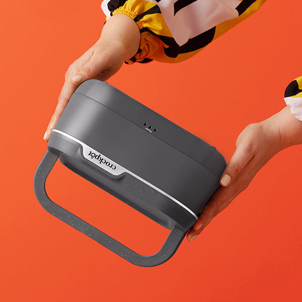 Crock-Pot 28-Ounce Mini Electric Heated Lunch Box, Portable Food Warmer, Perfect for Travel, Car, On-the-Go, Keeps Food Warm, Spill-Free, Dishwasher-Safe, Ideal Gift for Men and Women, Gray