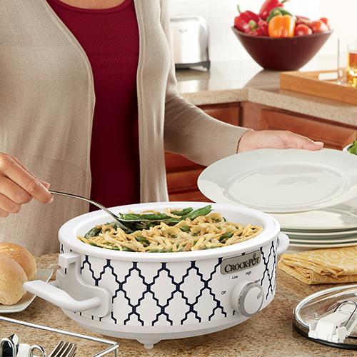 Crock-Pot Small 2.5 Quart Casserole Slow Cooker in White/Blue, Enjoy Eye-Catching Quick Meals, Durable and Compact